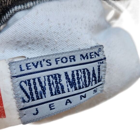 Vintage 90's Men LEVI'S 548 Silver Tab Medal Acid Black Gray Jeans 42x32 USA - Picture 14 of 15